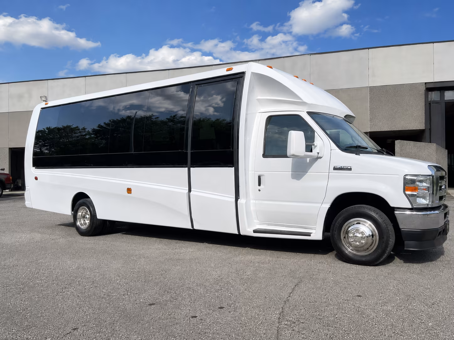 bus rentals for bands and performers traveling through high point