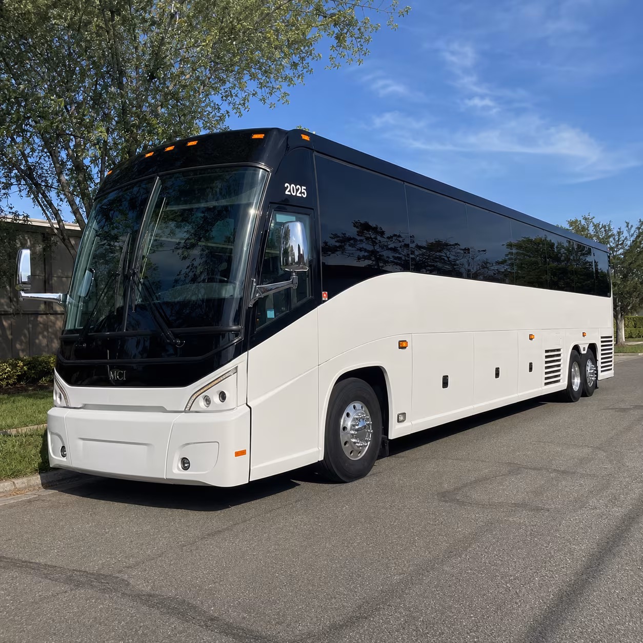 long distance charter buses to acc tournament and regional playoff games