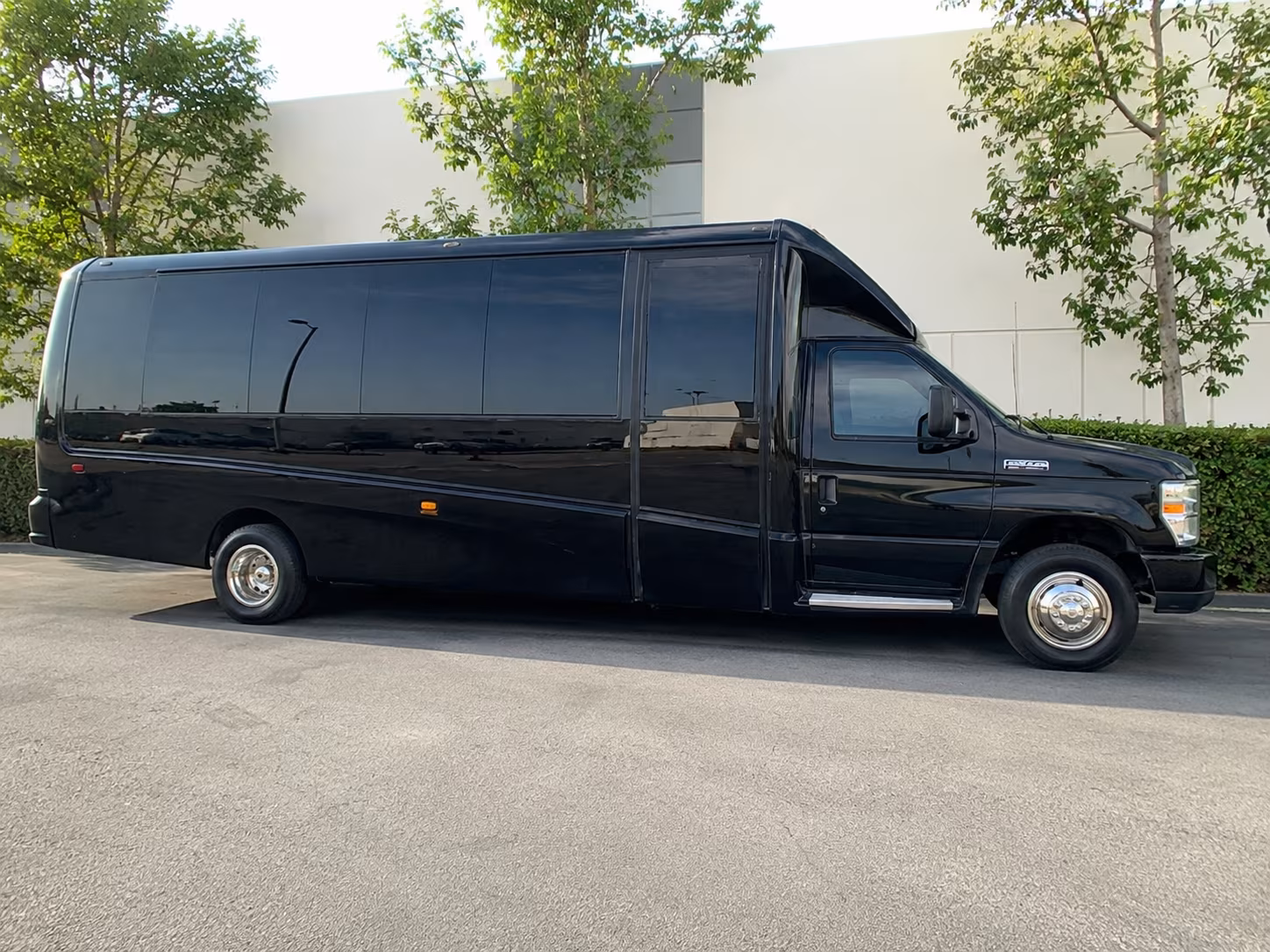 shuttle buses to spectrum center and charlotte concert nights